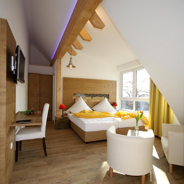 באד לאאספה Hotel Restaurant Lindenhof מראה חיצוני תמונה